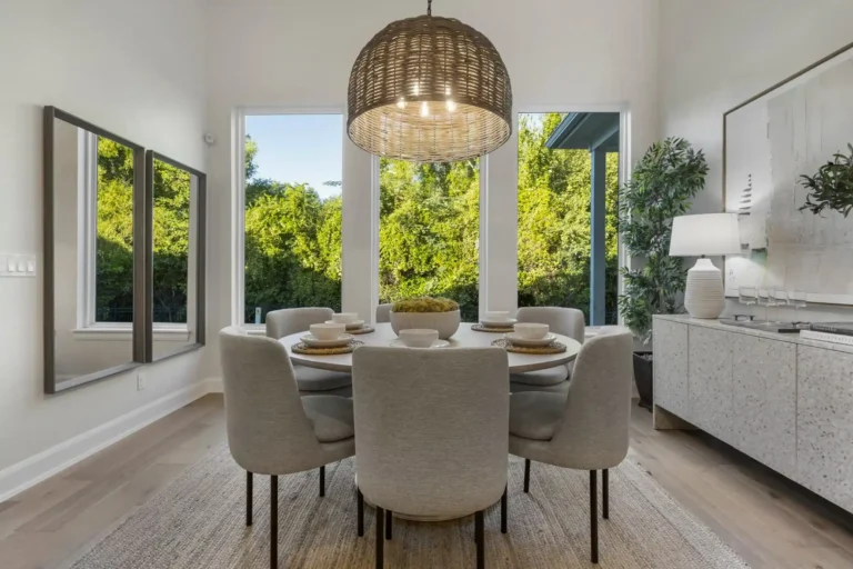 Dining room with white painted walls 1